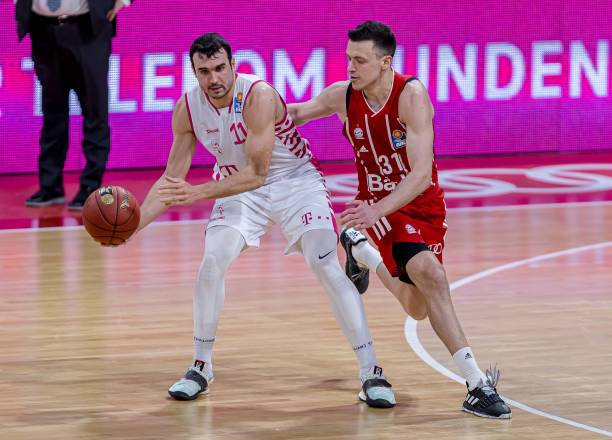 调整至一个 调整至一个