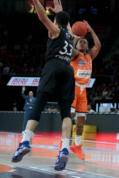 体育CBA剩余比赛将开放观众入场 现场人数不超50%