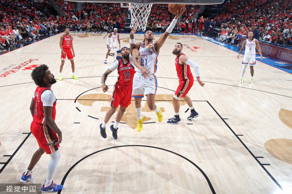 而在初赛中 而在初赛中