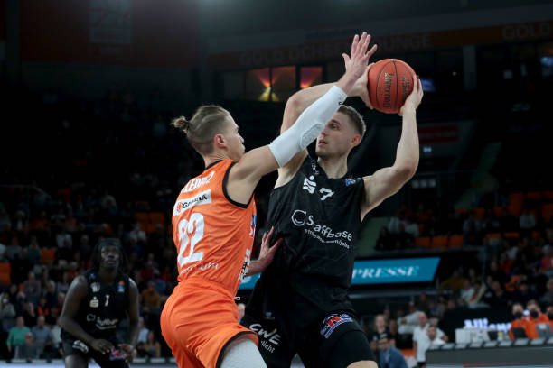 从教练的角 从教练的角